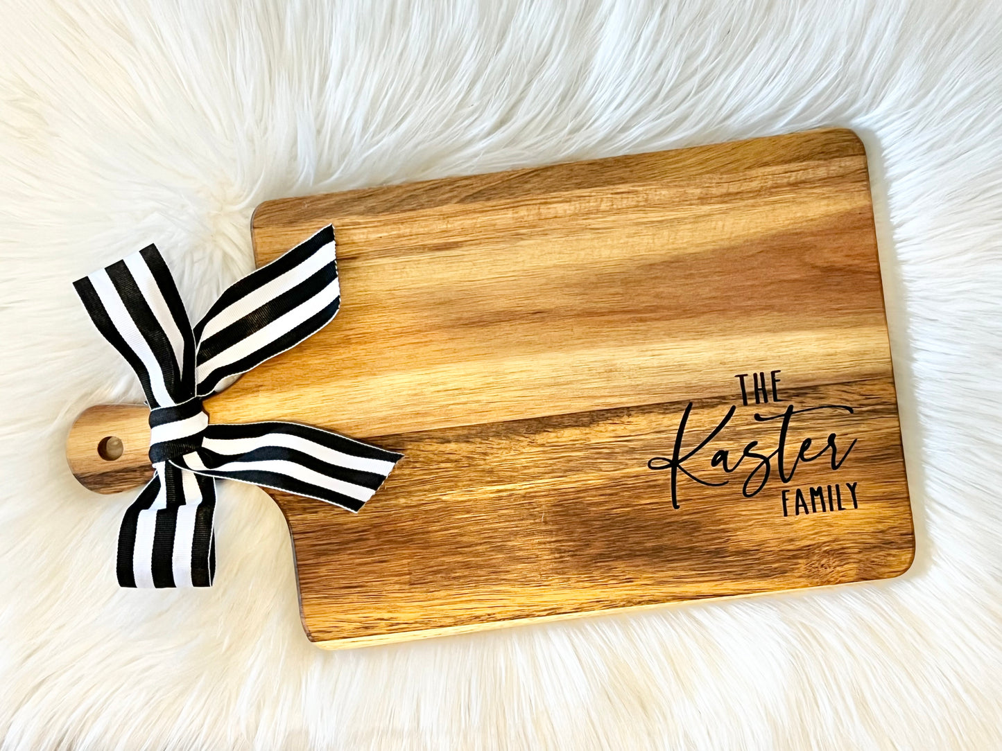Acacia Charcuterie Board with Custom Engraving Included